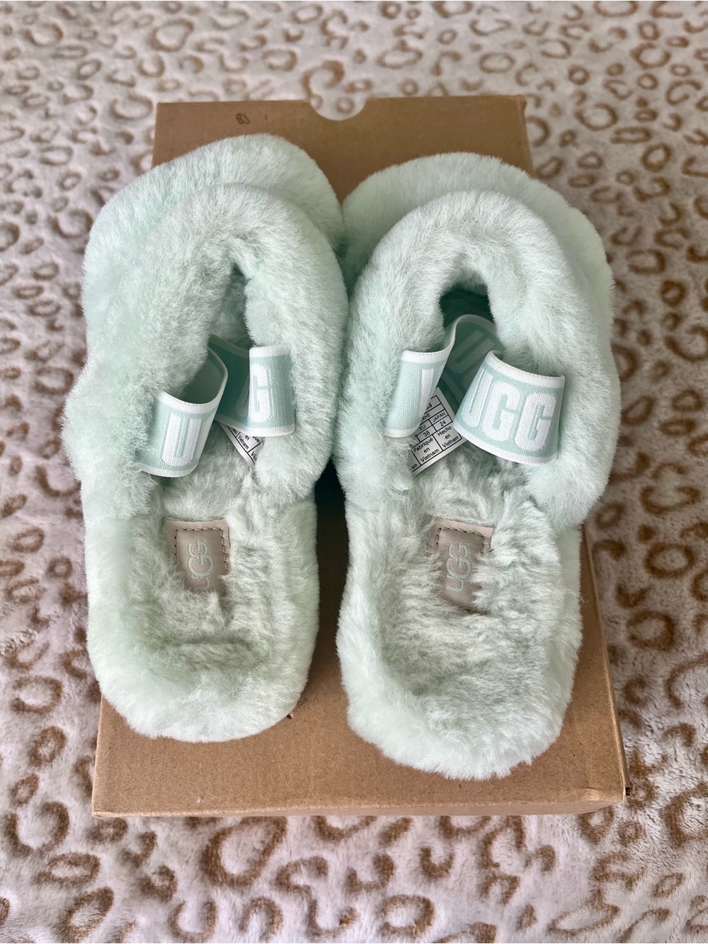 UGG Mint Plush Slide Slippers - Picture 4 of 4
